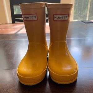 Toddler rain boots